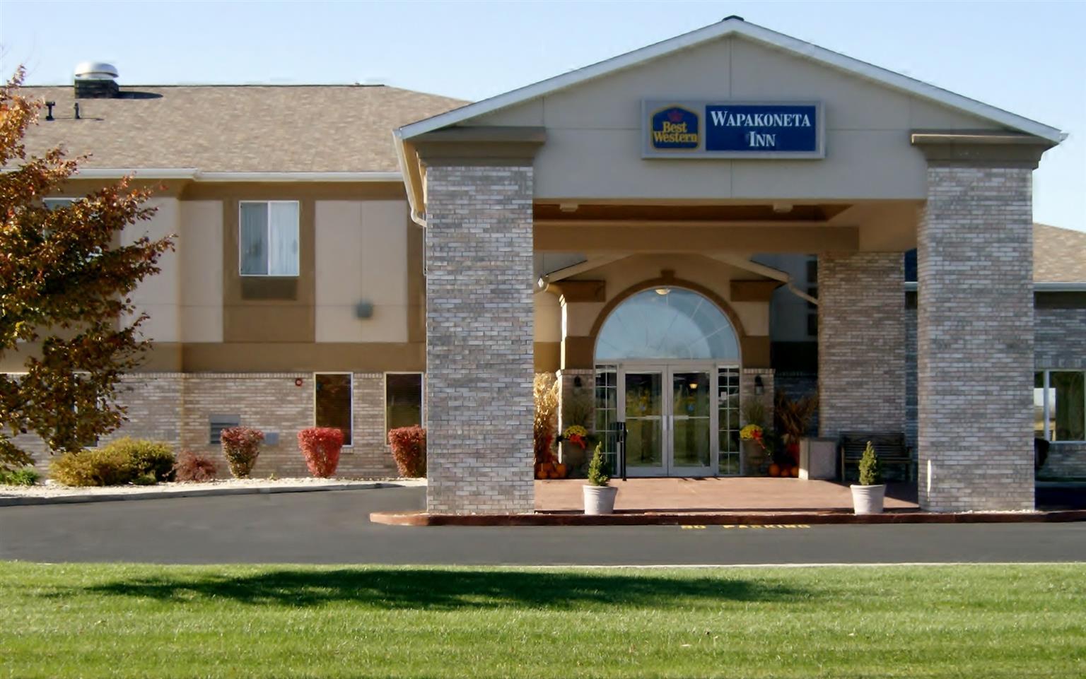 Best Western Wapakoneta Inn Exterior photo