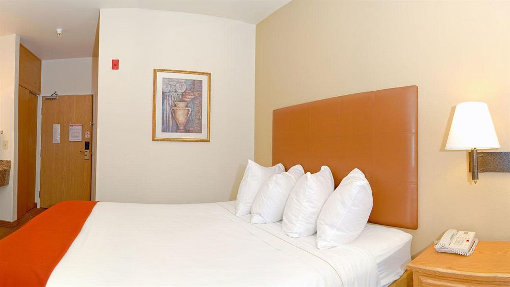 Best Western Wapakoneta Inn Exterior photo